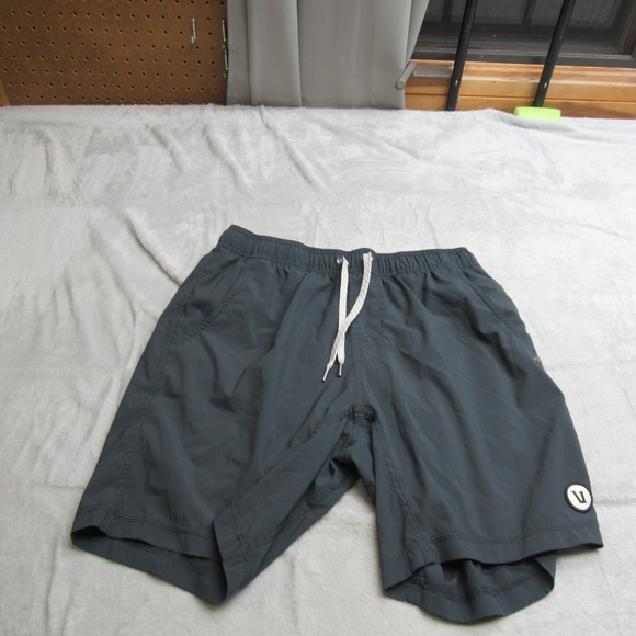 Vuori Other - Vuori Shorts Mens Medium Charcoal Grey Elastic Lined Drawstring Lightweight Run
